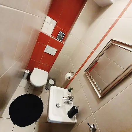 Linda - Apartman Kakaslomnic