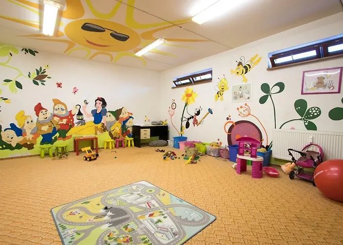 Linda - Veľká Lomnica * Vel'ka Lomnica